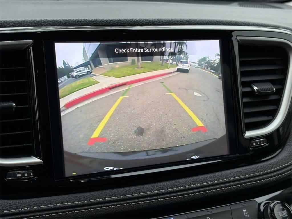 Thumbnail: 2024 Chrysler Pacifica - 18