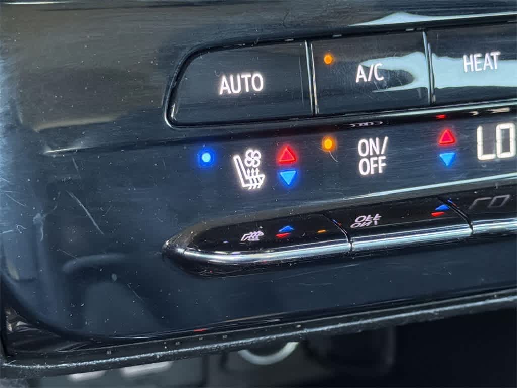 Thumbnail: 2023 Chevrolet Bolt EUV - 20