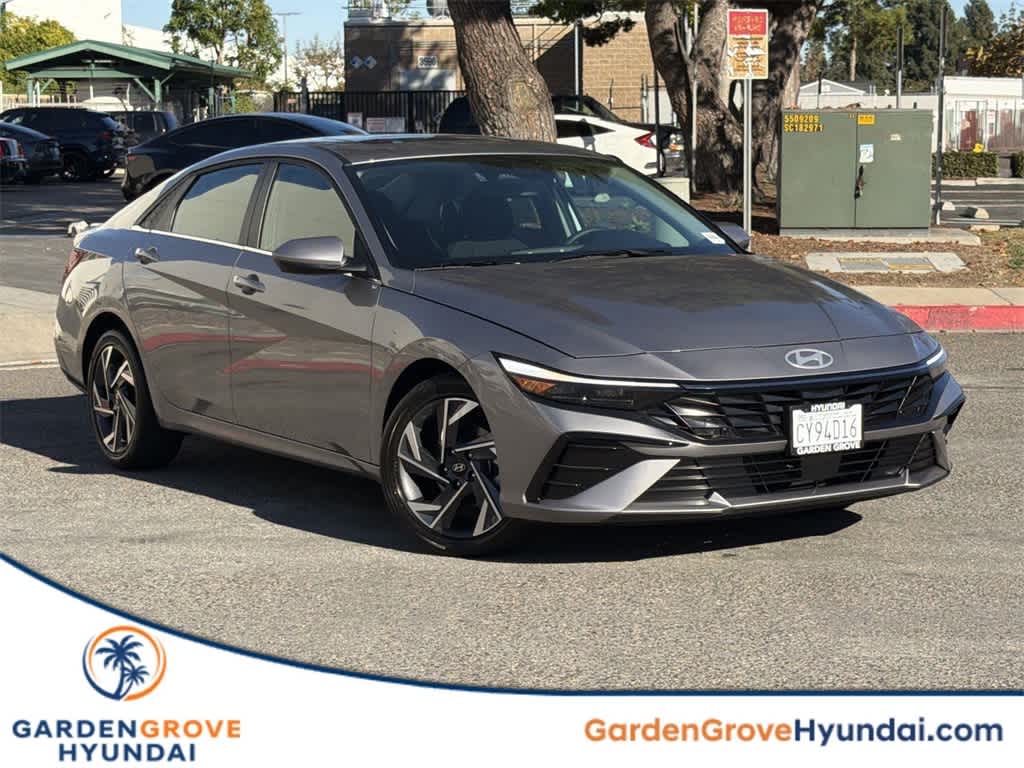 2025 Hyundai Elantra SEL