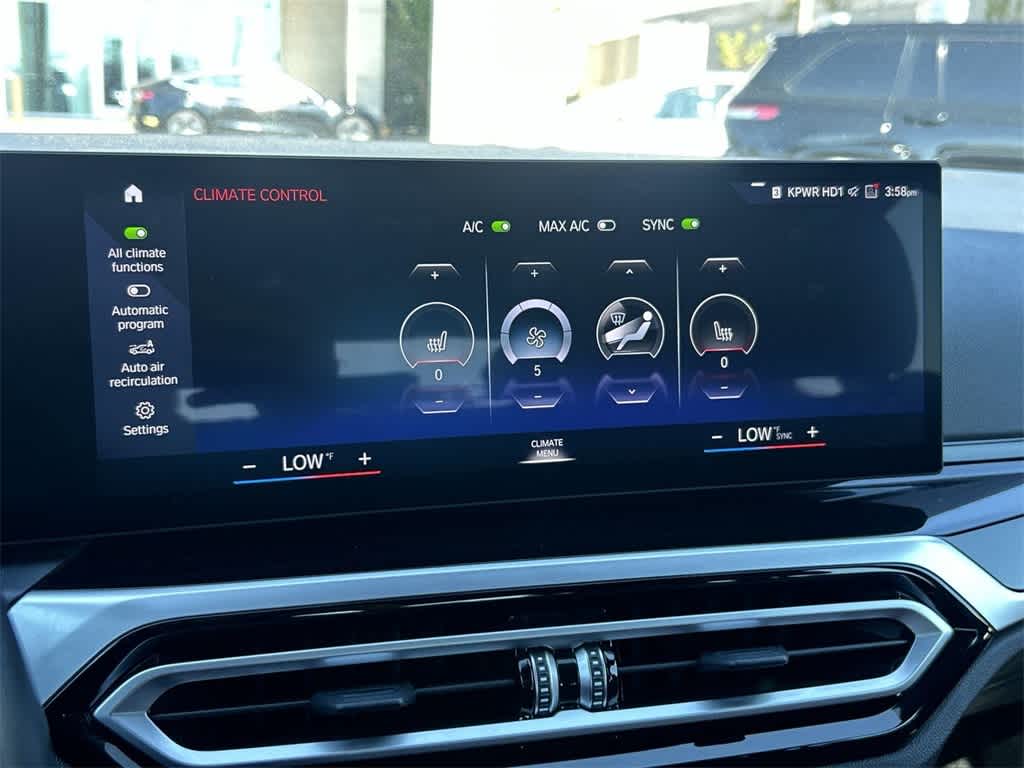 Thumbnail: 2023 BMW i4 - 25