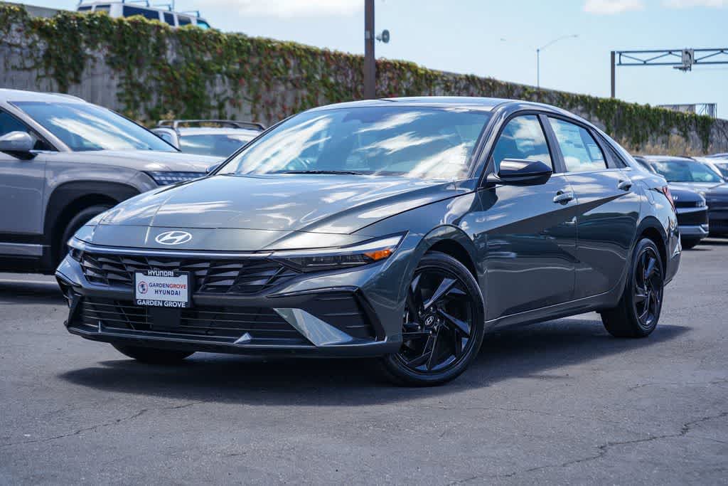 2026 Hyundai Elantra Sedan 