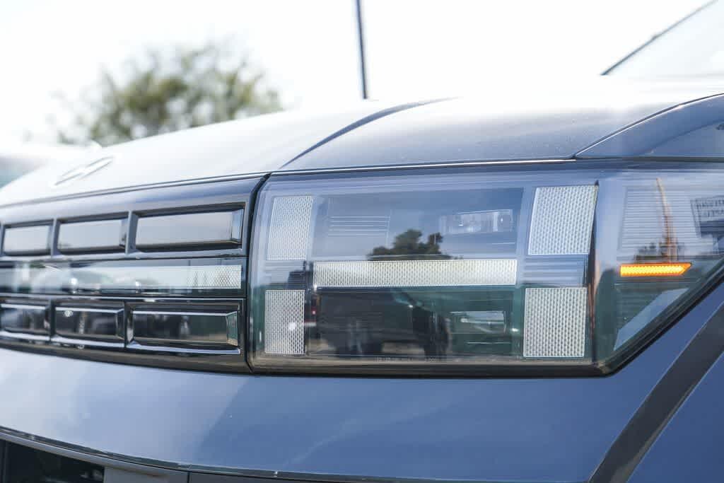 2026 Hyundai Santa Fe Limited - Photo 10