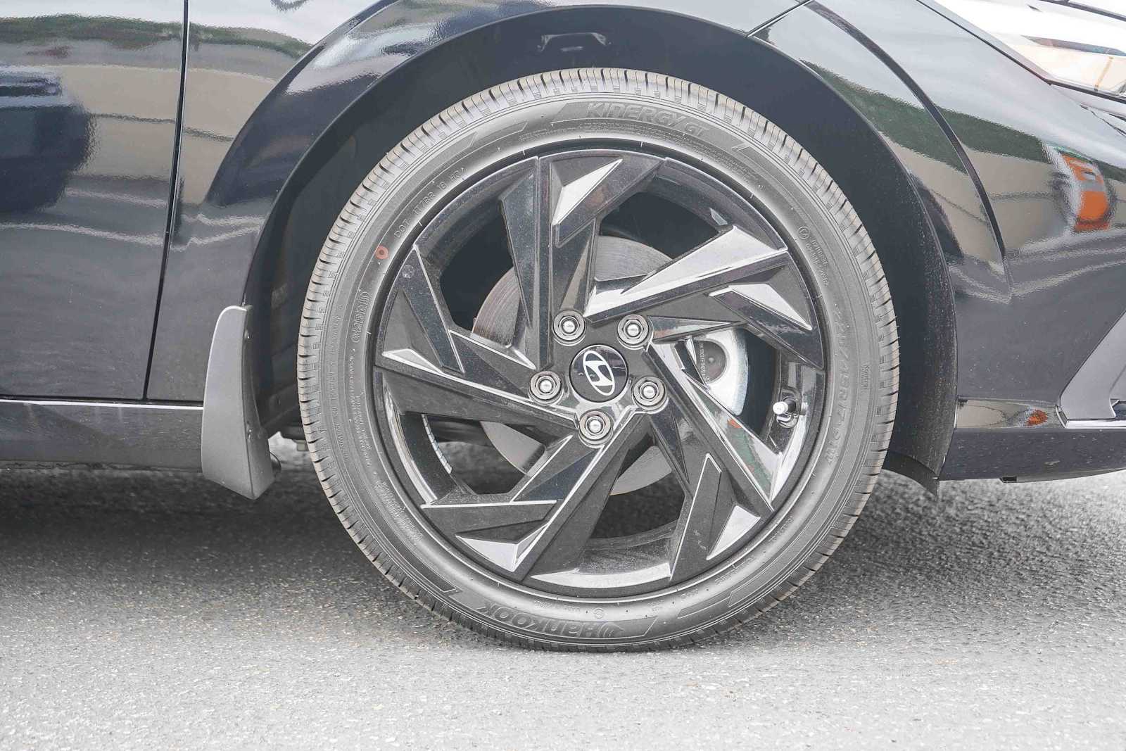 Thumbnail: 2026 Hyundai Elantra - 9