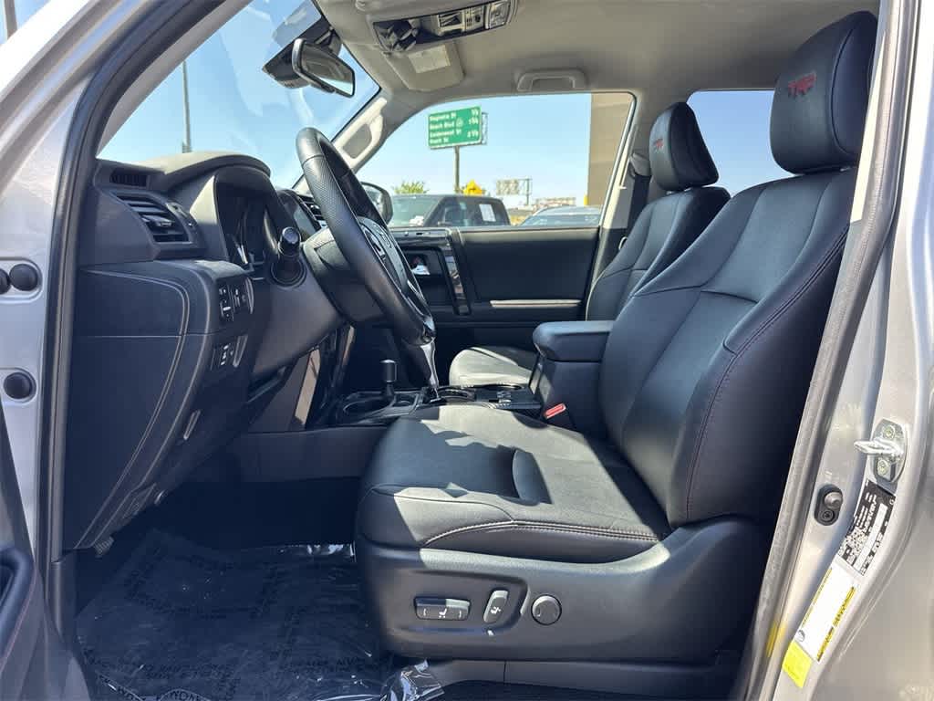 Thumbnail: 2024 Toyota 4Runner - 33