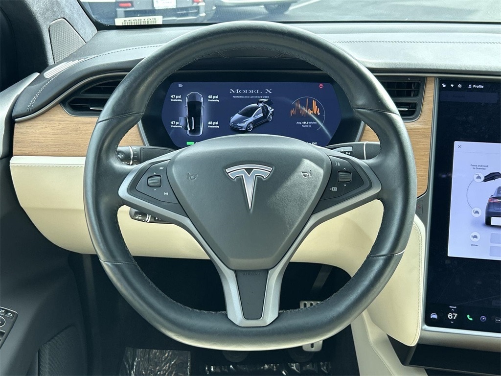 Thumbnail: 2020 Tesla Model X - 13