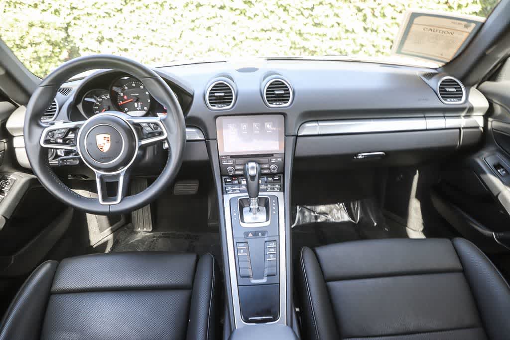 Thumbnail: 2021 Porsche 718 Cayman - 12