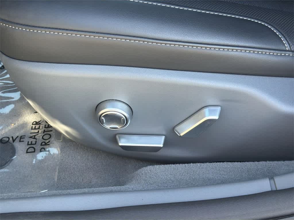 Thumbnail: 2024 Lucid Air - 25