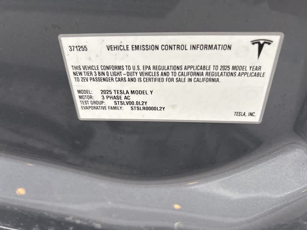 Thumbnail: 2025 Tesla Model Y - 9