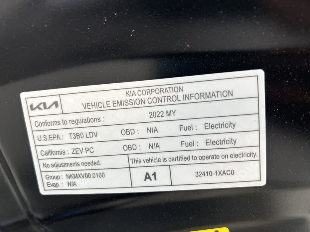 Thumbnail: 2022 Kia EV6 - 8