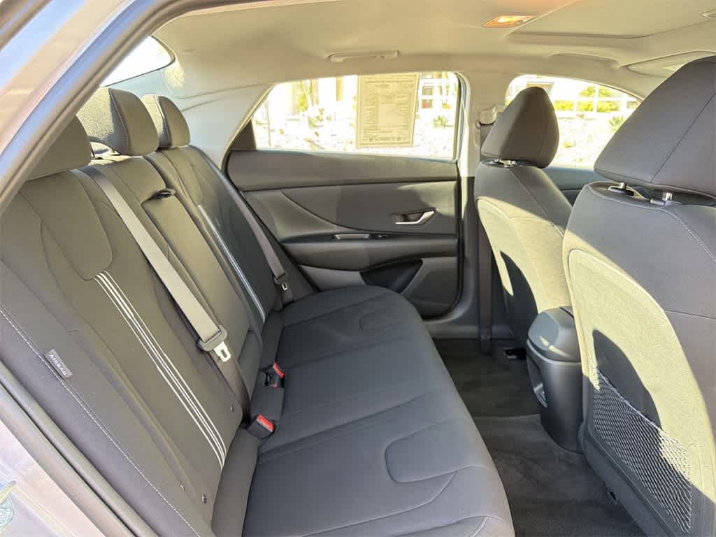 Thumbnail: 2025 Hyundai Elantra - 34