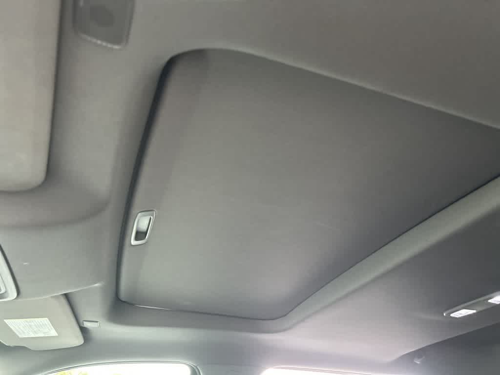 Thumbnail: 2022 Chevrolet Silverado 1500 - 9