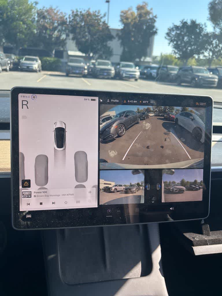 Thumbnail: 2023 Tesla Model 3 - 11