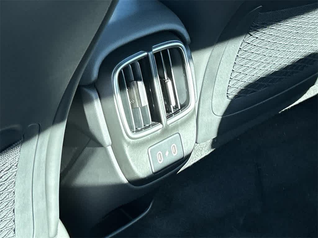 Thumbnail: 2025 Hyundai Ioniq 6 - 31