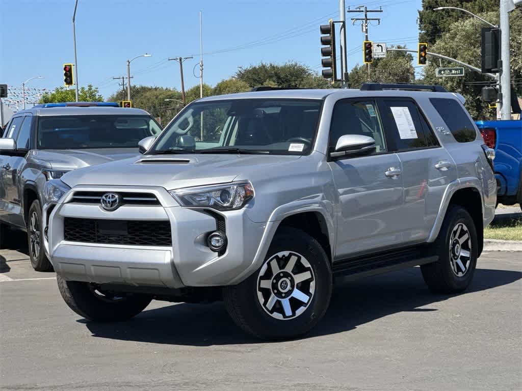Thumbnail: 2024 Toyota 4Runner - 16
