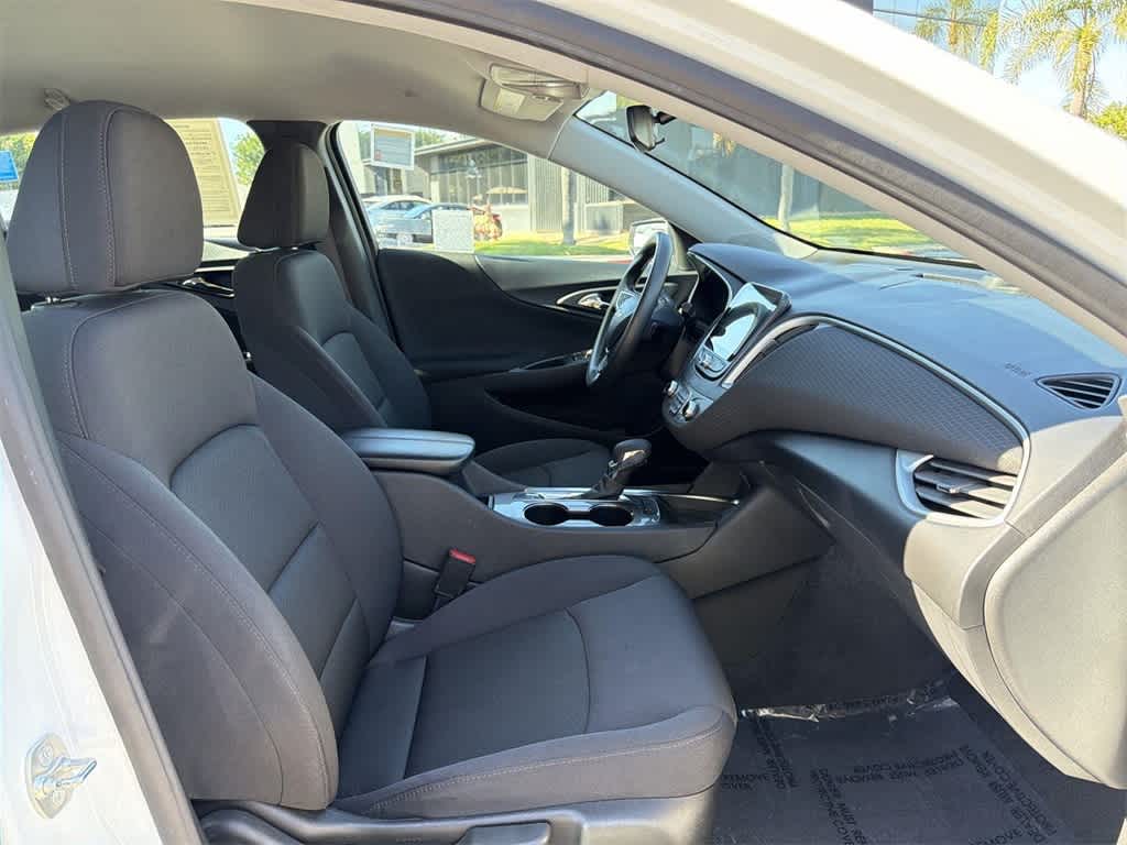 Thumbnail: 2024 Chevrolet Malibu - 41