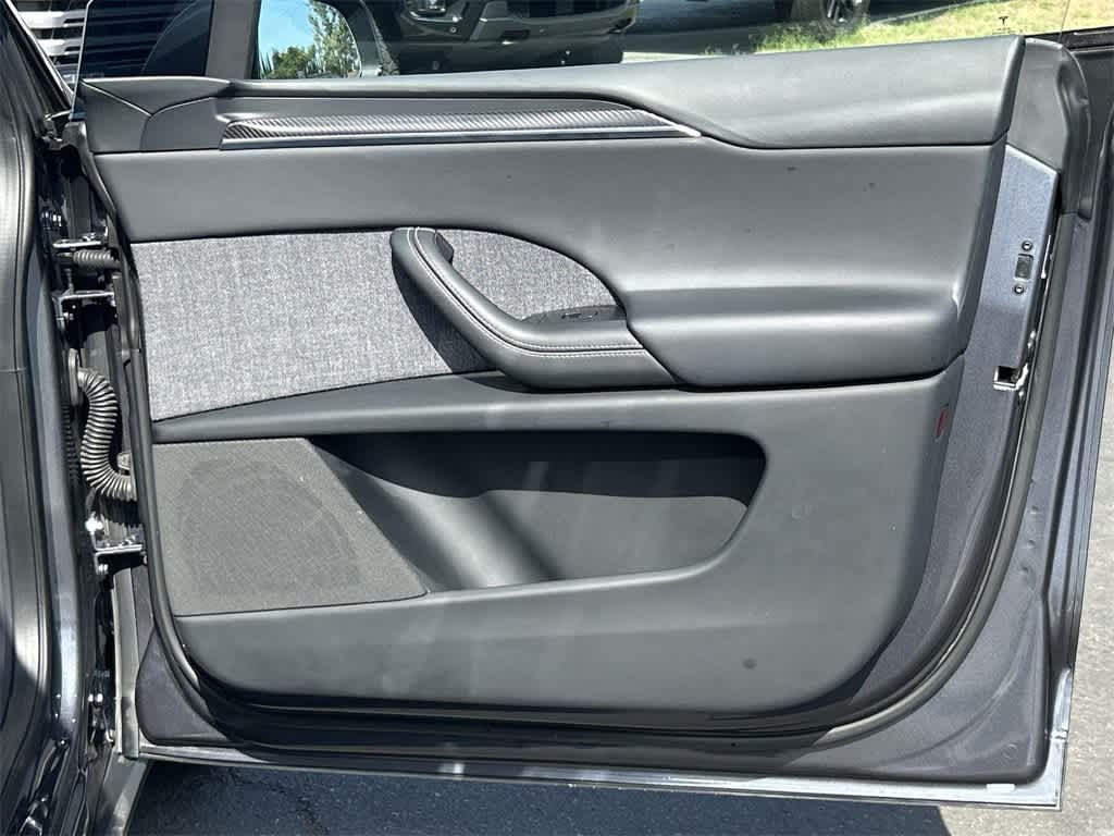 Thumbnail: 2022 Tesla Model X - 41