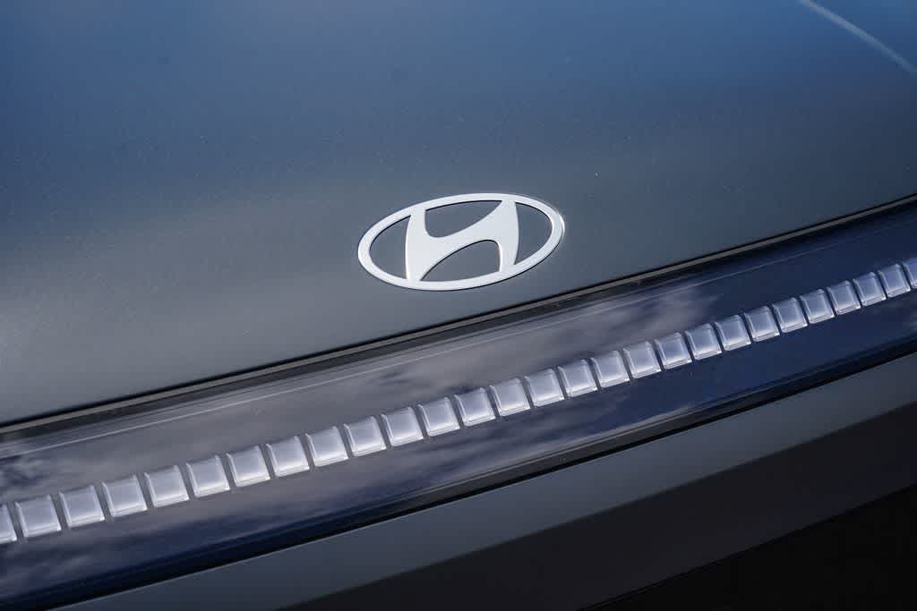 Thumbnail: 2026 Hyundai Ioniq - 11