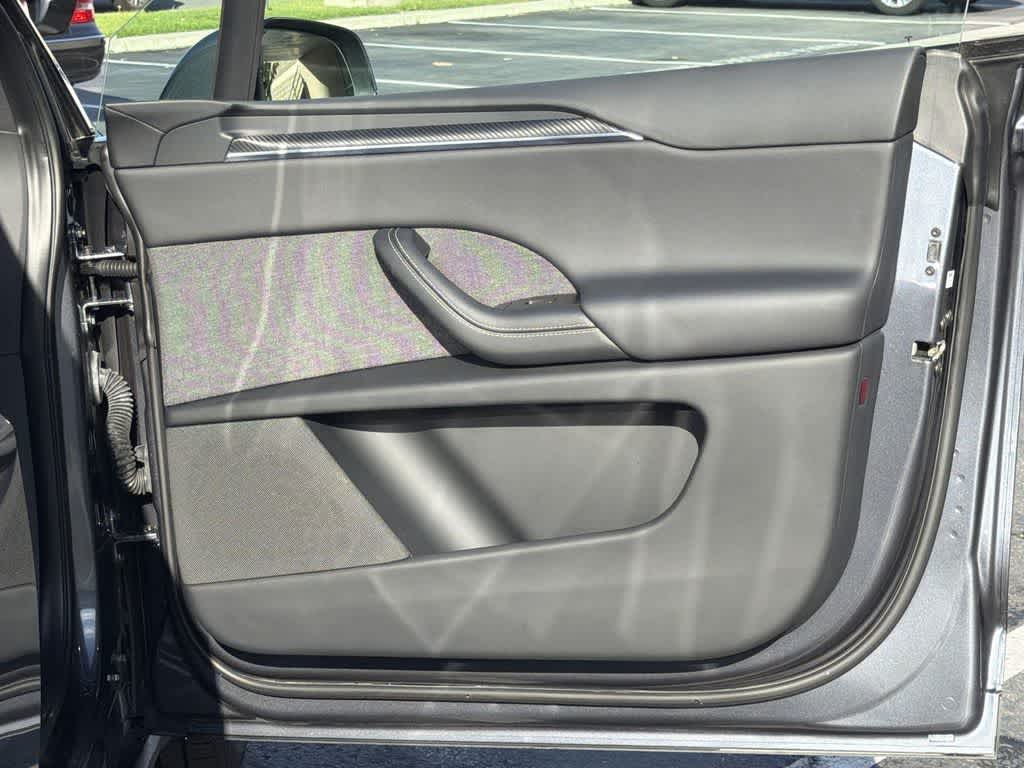 Thumbnail: 2022 Tesla Model X - 40