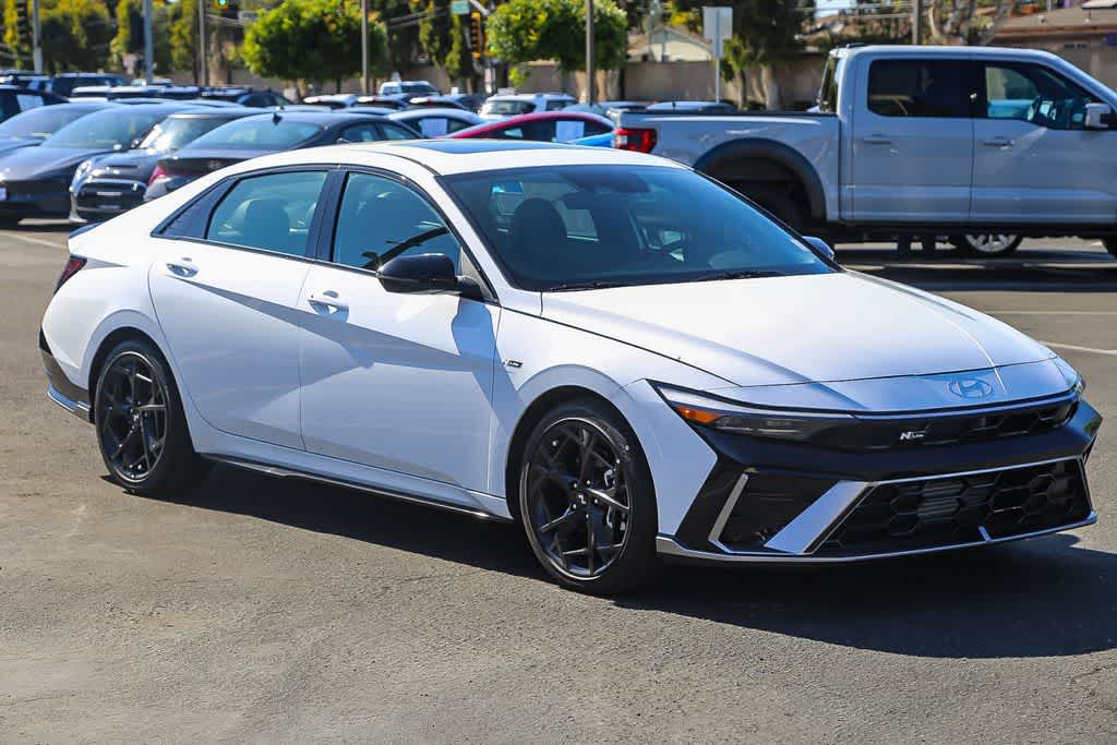 Thumbnail: 2026 Hyundai Elantra - 3