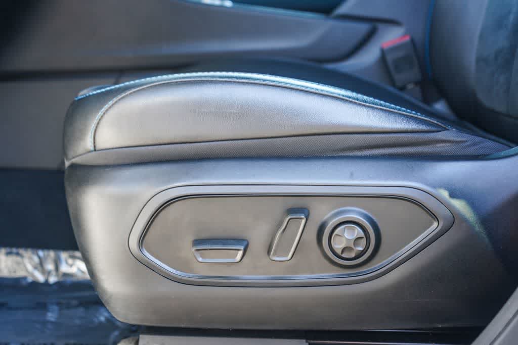 Thumbnail: 2022 Jeep Grand Cherokee - 20