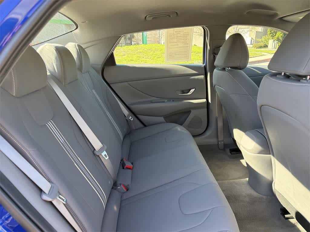 Thumbnail: 2023 Hyundai Elantra - 30