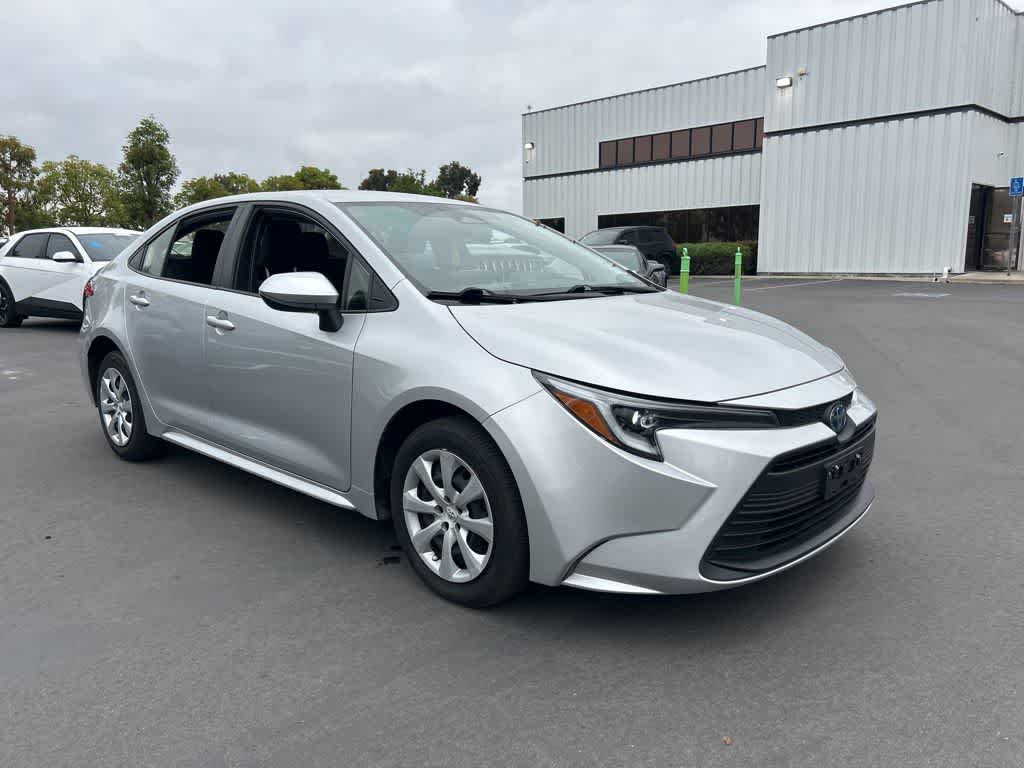 2024 Toyota Corolla LE Hybrid CVT's photo
