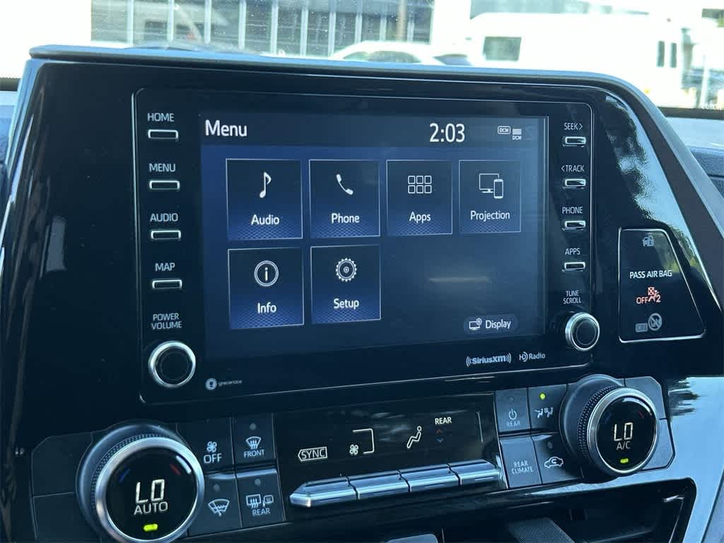 Thumbnail: 2022 Toyota Highlander - 15