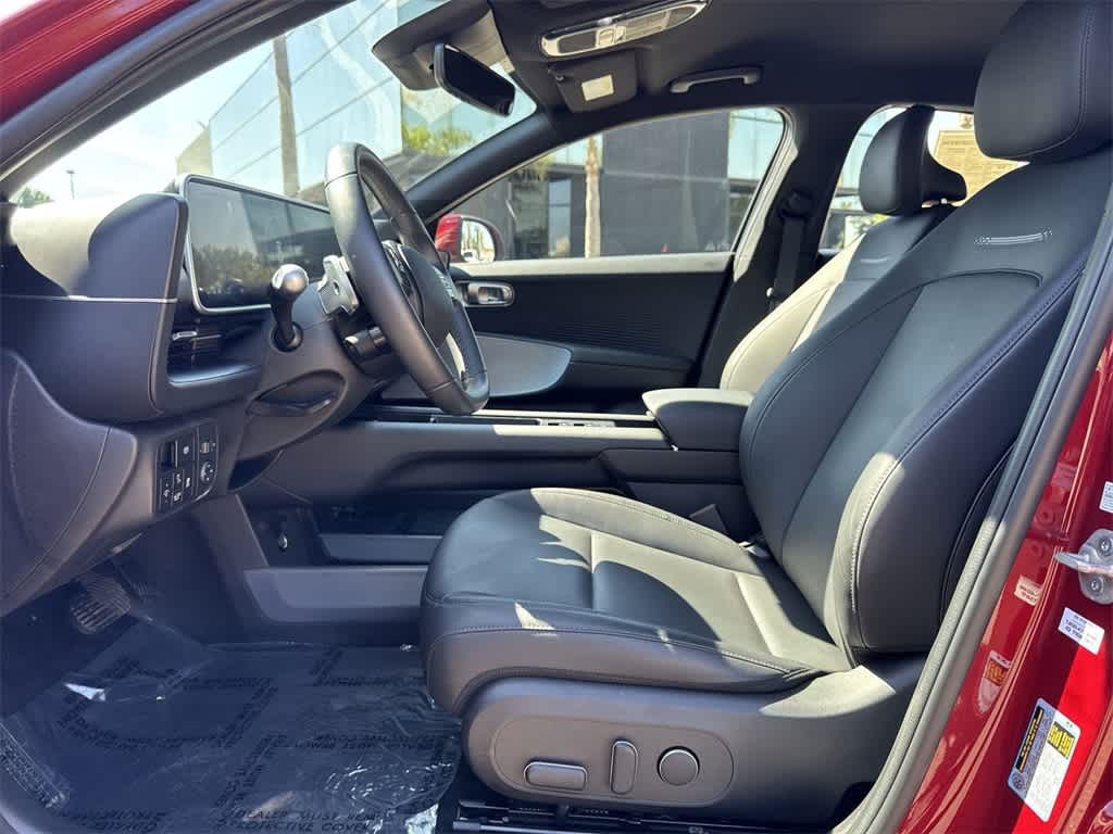 Thumbnail: 2025 Hyundai Ioniq 6 - 25