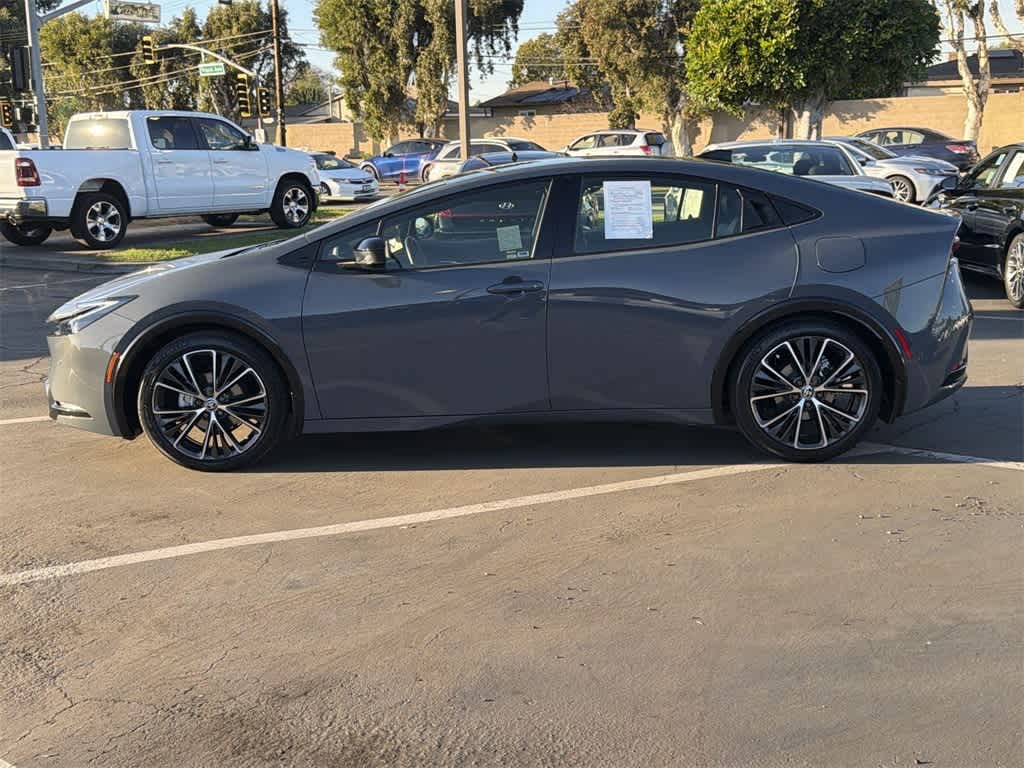 Thumbnail: 2024 Toyota Prius - 3