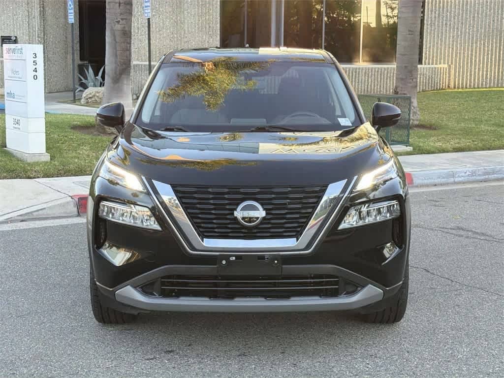 Used 2023 Nissan Rogue SV SUV