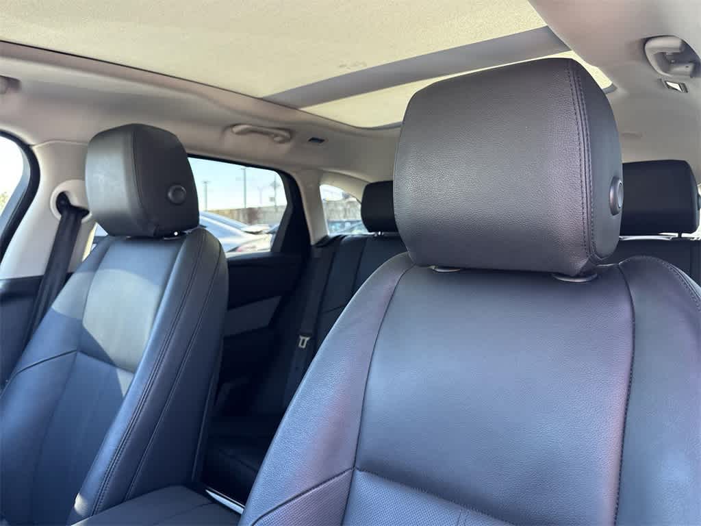 Thumbnail: 2024 Land Rover Range Rover Velar - 28