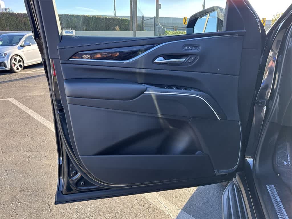 Thumbnail: 2023 Cadillac Escalade - 24