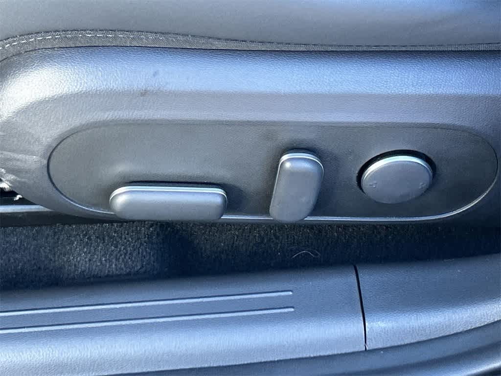 Thumbnail: 2025 Hyundai Ioniq 6 - 27