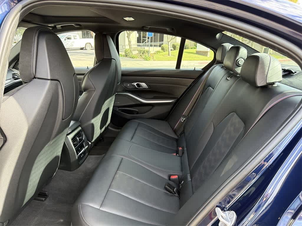 Thumbnail: 2021 BMW M3 - 30