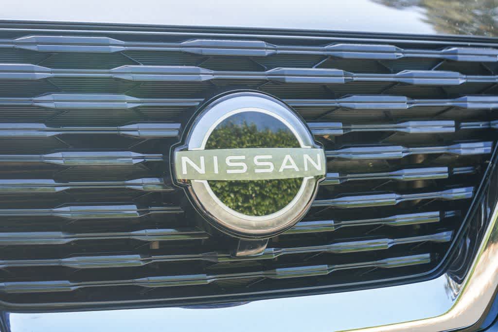 Thumbnail: 2023 Nissan Rogue - 11