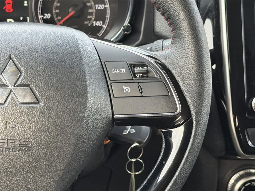 Thumbnail: 2024 Mitsubishi Outlander Sport - 14