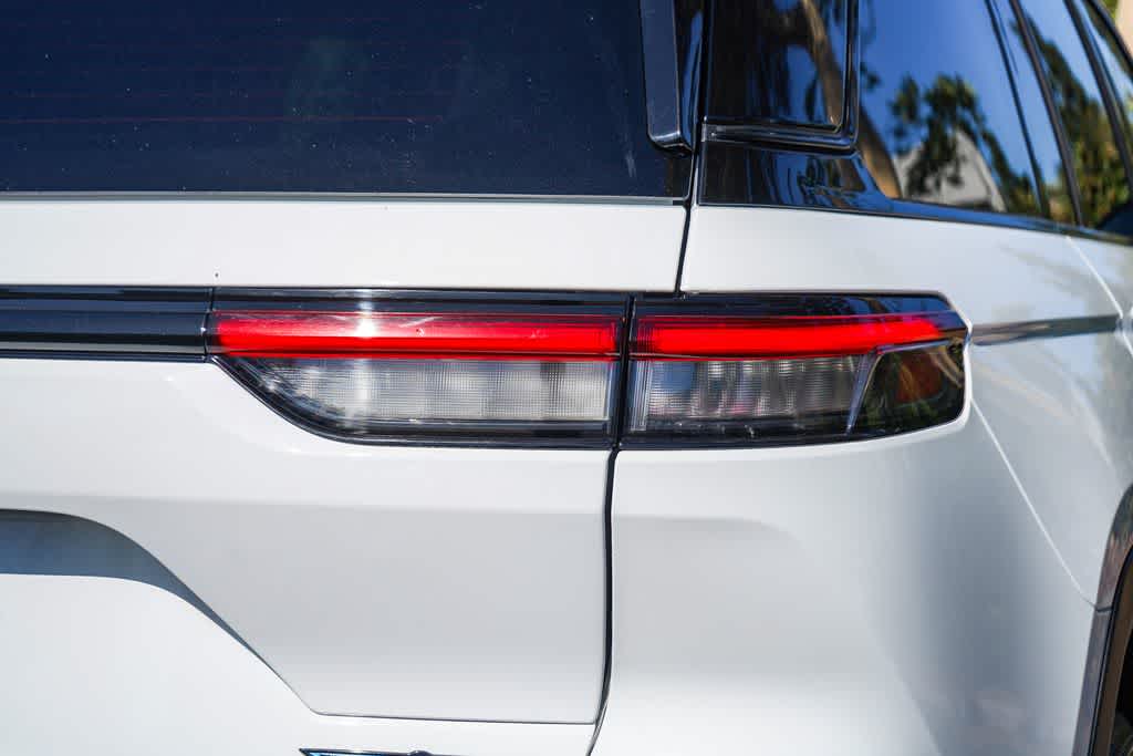 Thumbnail: 2022 Jeep Grand Cherokee - 6