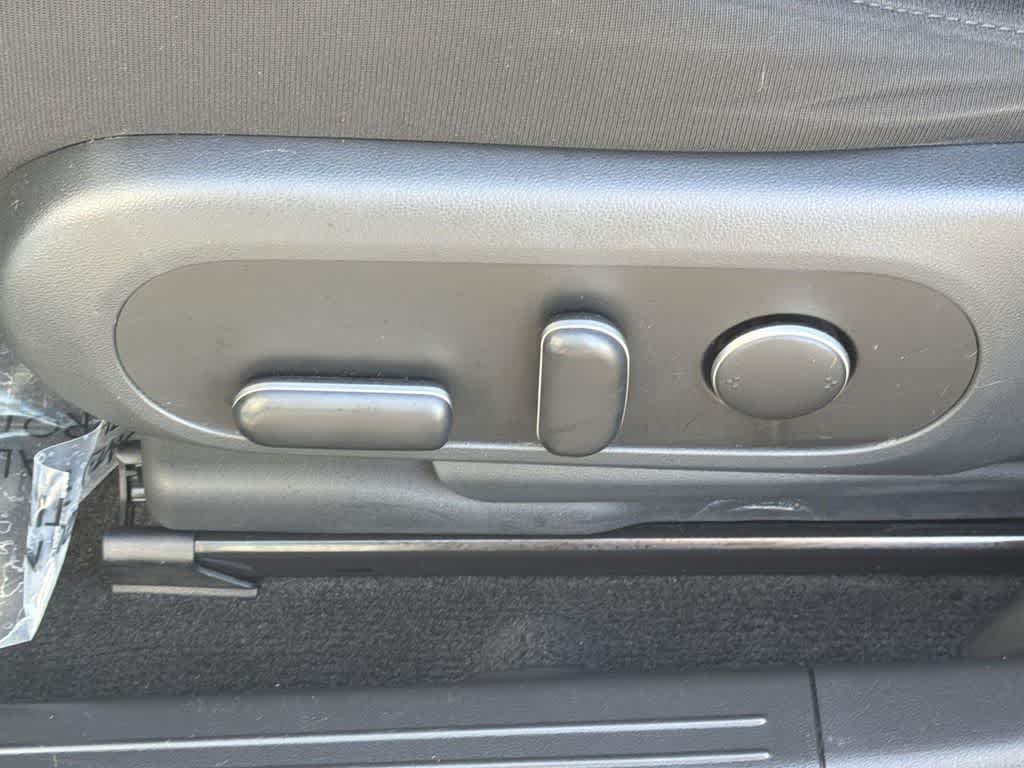 Thumbnail: 2024 Hyundai Ioniq 5 - 25