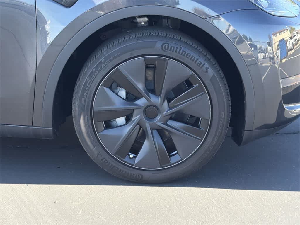 Thumbnail: 2024 Tesla Model Y - 43