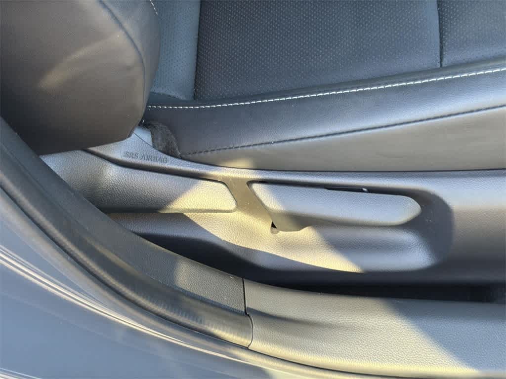 Thumbnail: 2024 Toyota Prius - 42