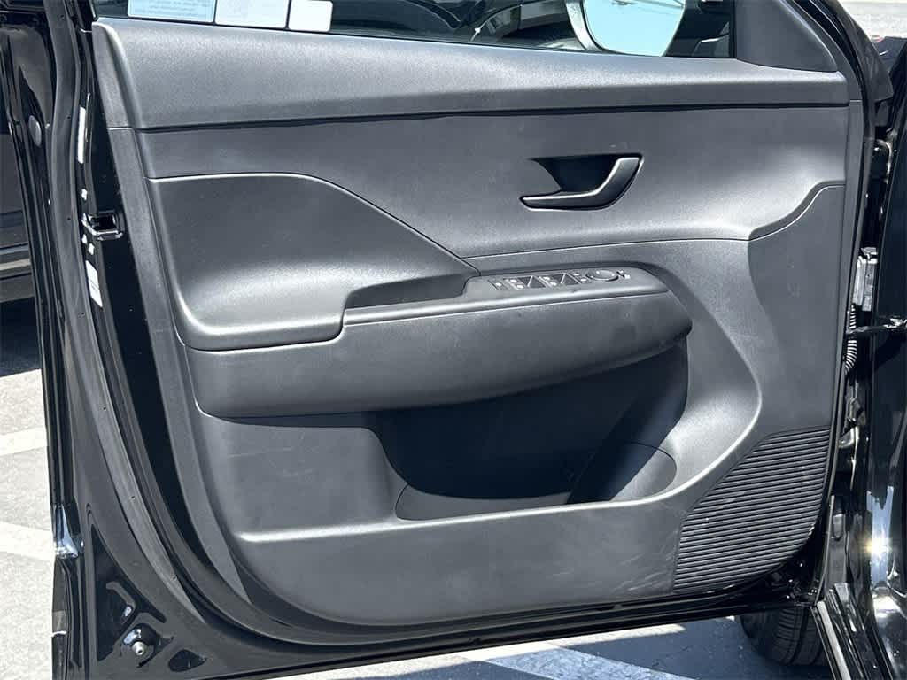 Thumbnail: 2025 Hyundai Kona - 32