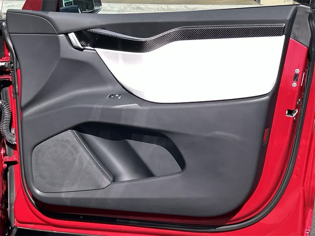 Thumbnail: 2021 Tesla Model X - 47