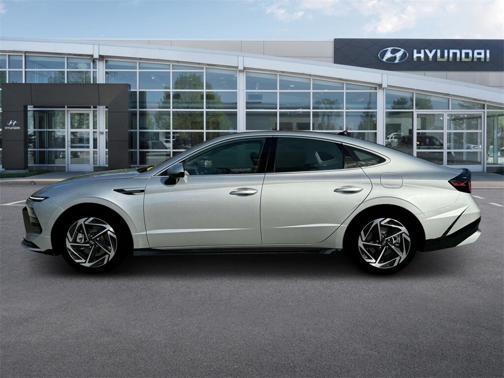 Thumbnail: 2025 Hyundai Sonata - 3