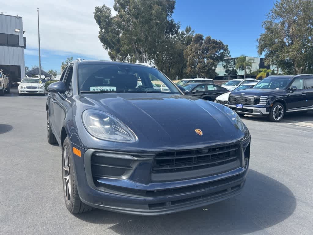 2022 Porsche Macan
