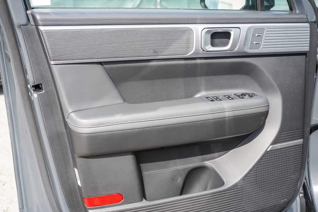 2026 Hyundai Santa Fe Limited - Photo 19