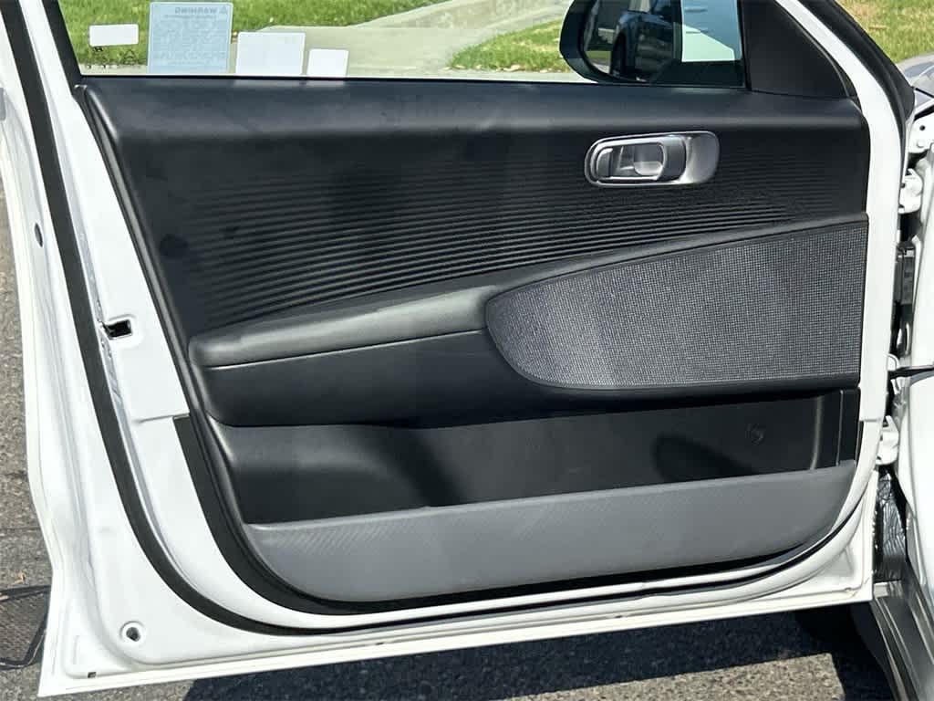 Thumbnail: 2025 Hyundai Ioniq 6 - 32