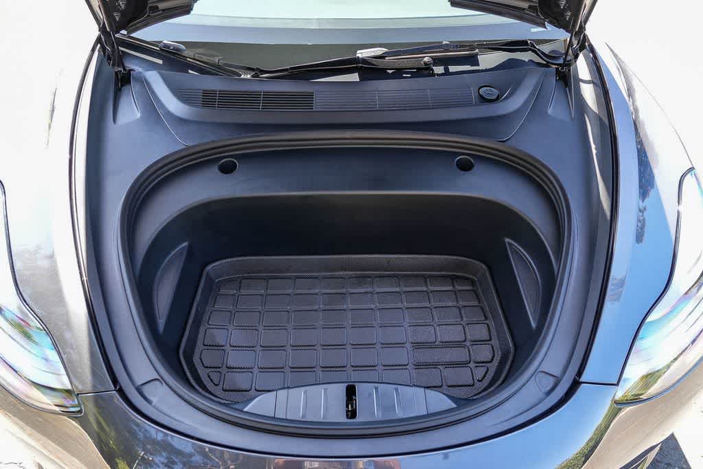 Thumbnail: 2023 Tesla Model 3 - 25
