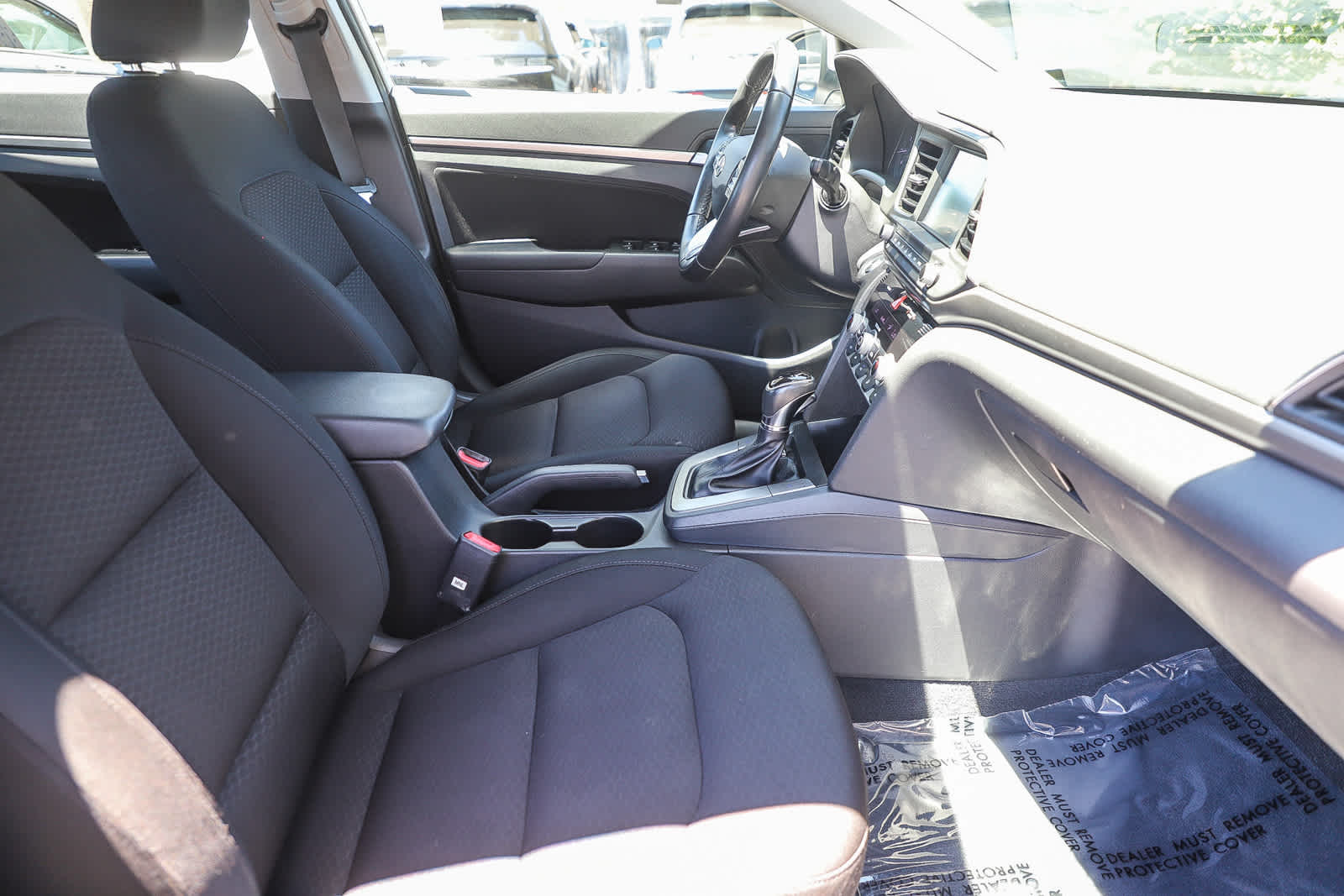 Thumbnail: 2019 Hyundai Elantra - 16