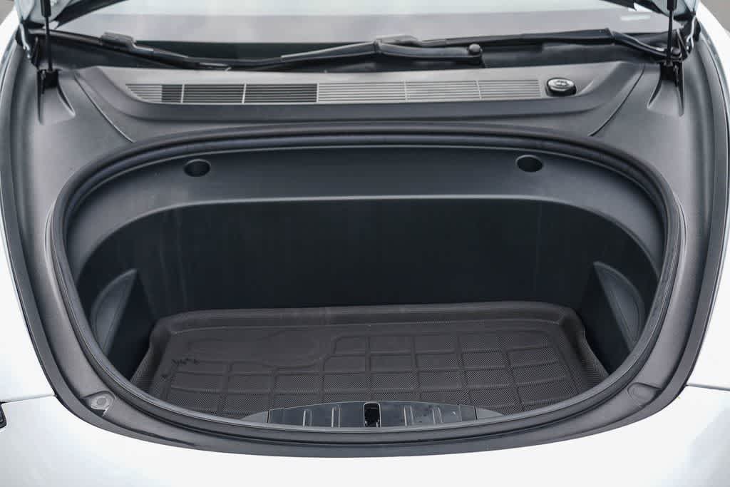 Thumbnail: 2021 Tesla Model 3 - 24