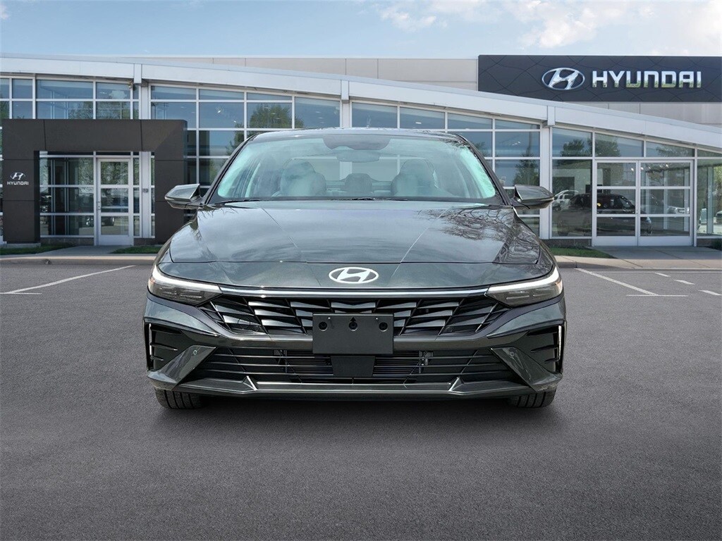 Thumbnail: 2025 Hyundai Elantra - 12